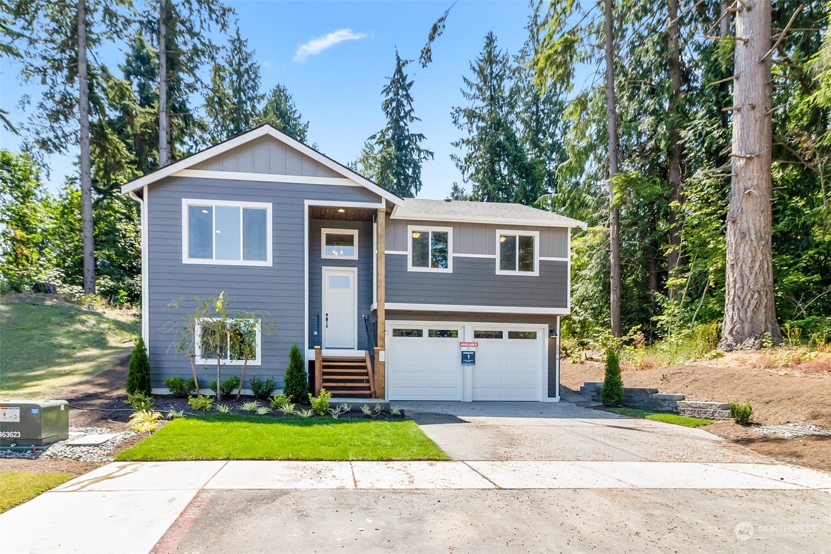 Property Photo:  600 54th Street SW A  WA 98203 