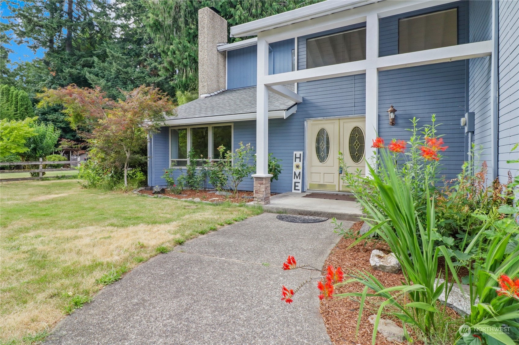 Property Photo:  2906 Riverlea Drive SE  WA 98501 