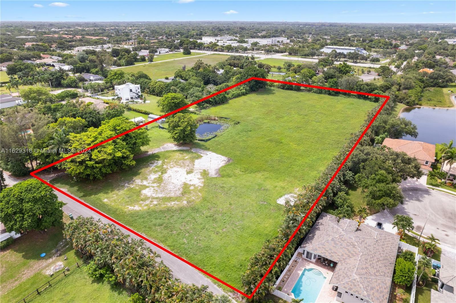 Property Photo: 3800 NW 91st Ave FL 33024