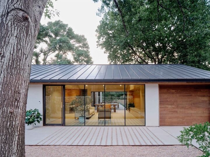 Property Photo: 2708 Friar Tuck Lane TX 78704