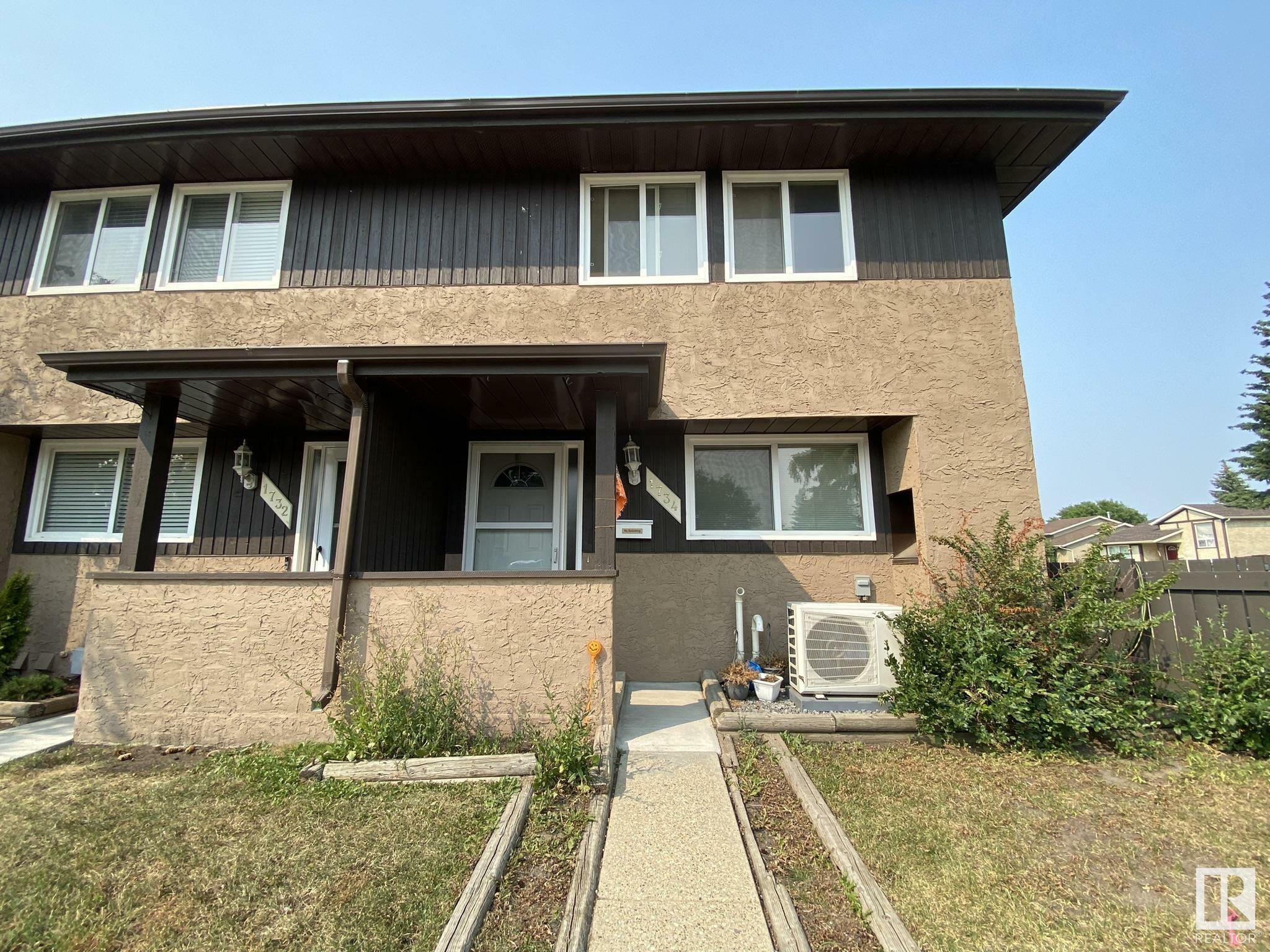 Property Photo:  1734 37 Street NW  AB T6L 2R7 