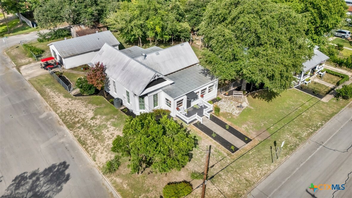 Property Photo:  619 Comal Avenue  TX 78130 