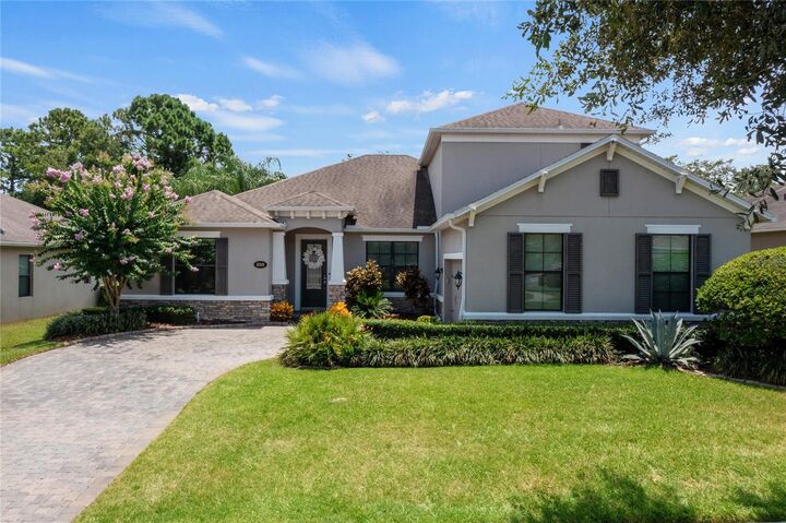Property Photo: 335 Bellview Place FL 32771
