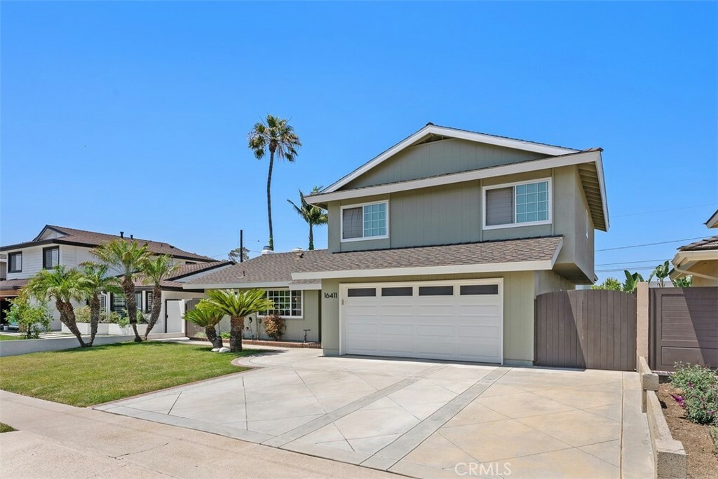 Property Photo:  16411 Duchess Lane  CA 92647 