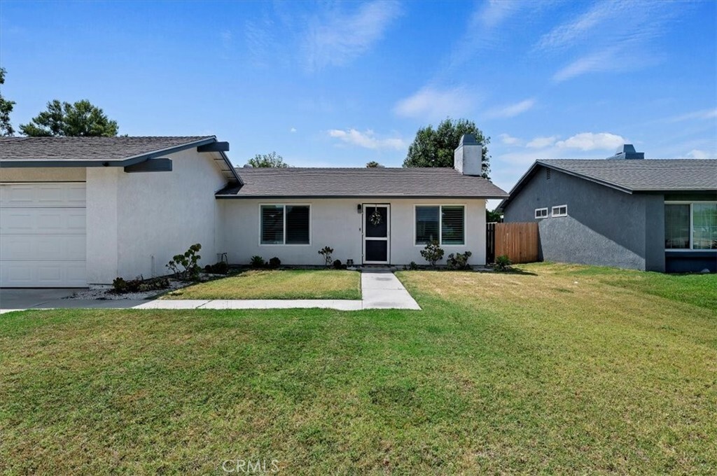 Property Photo:  1121 Mountain View Lane  CA 92324 