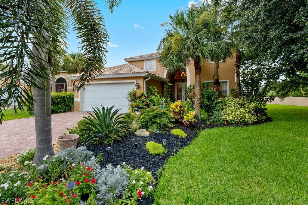 Property Photo:  9200 Scarlette Oak Avenue  FL 33967 