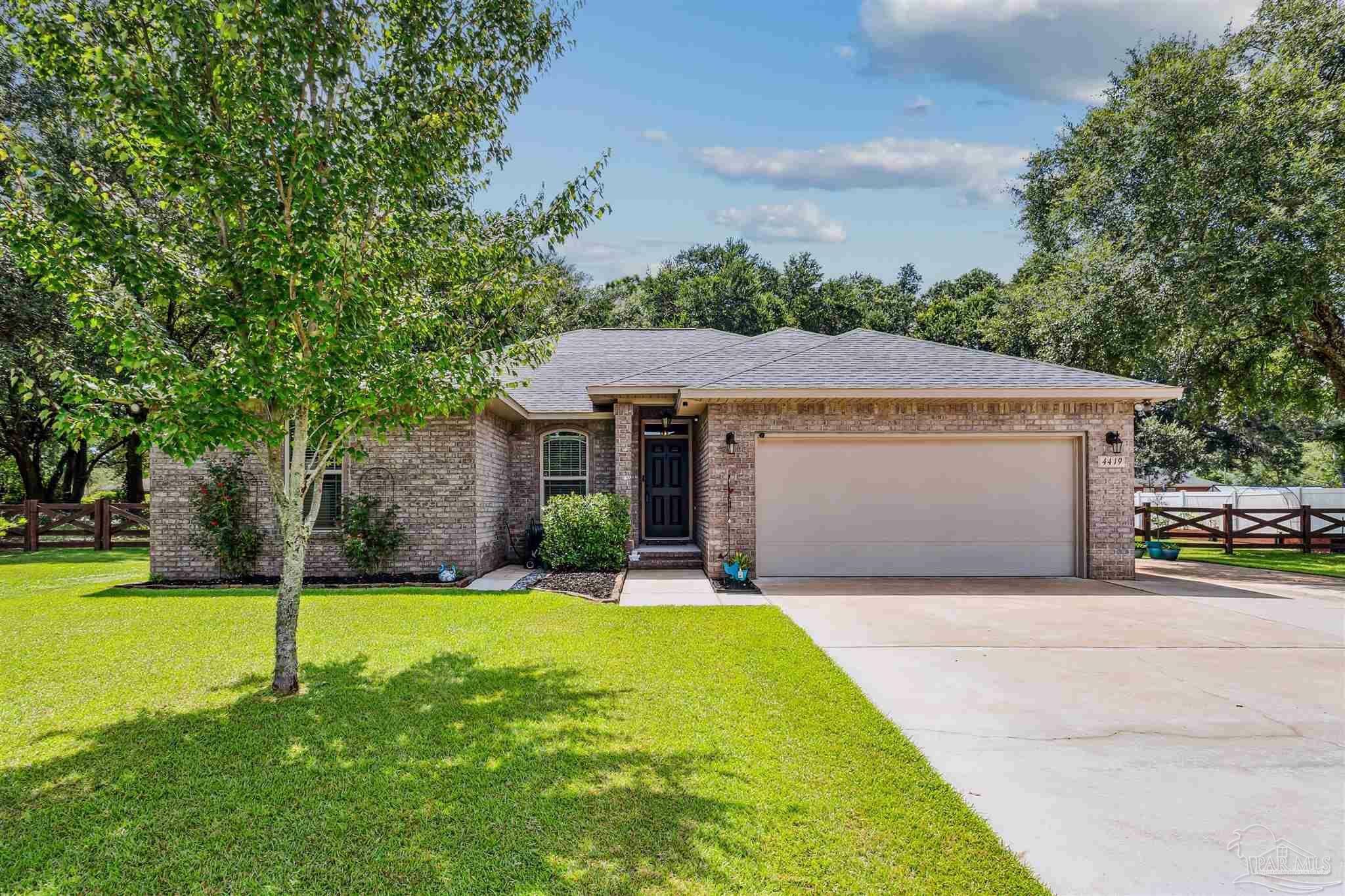 Property Photo:  4419 Lisa Ln  FL 32571 