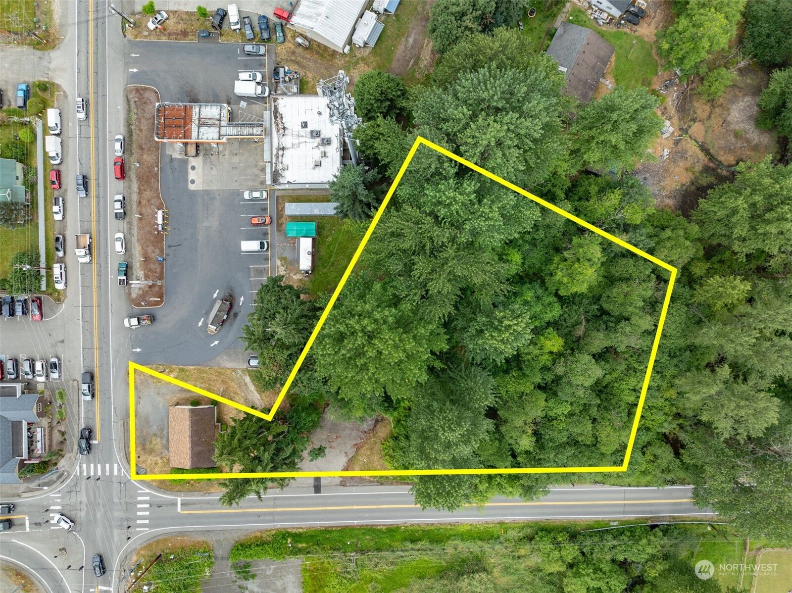 Property Photo:  11205  164th Avenue SE  WA 98059 