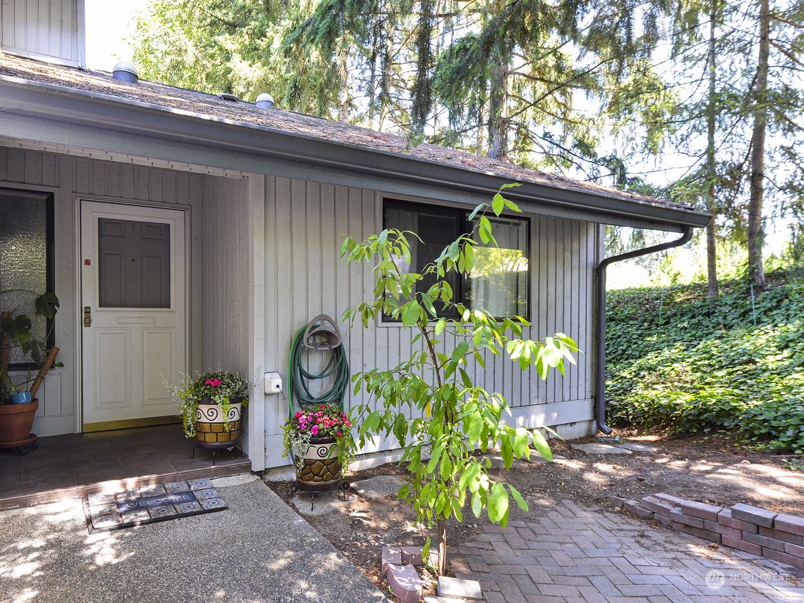 Property Photo:  11556 SE 175th Street 24  WA 98058 