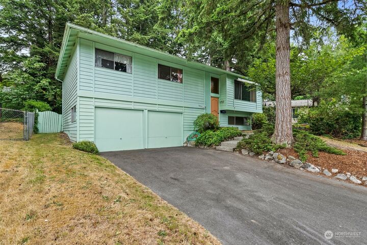 Property Photo:  18414 127th Avenue SE  WA 98058 
