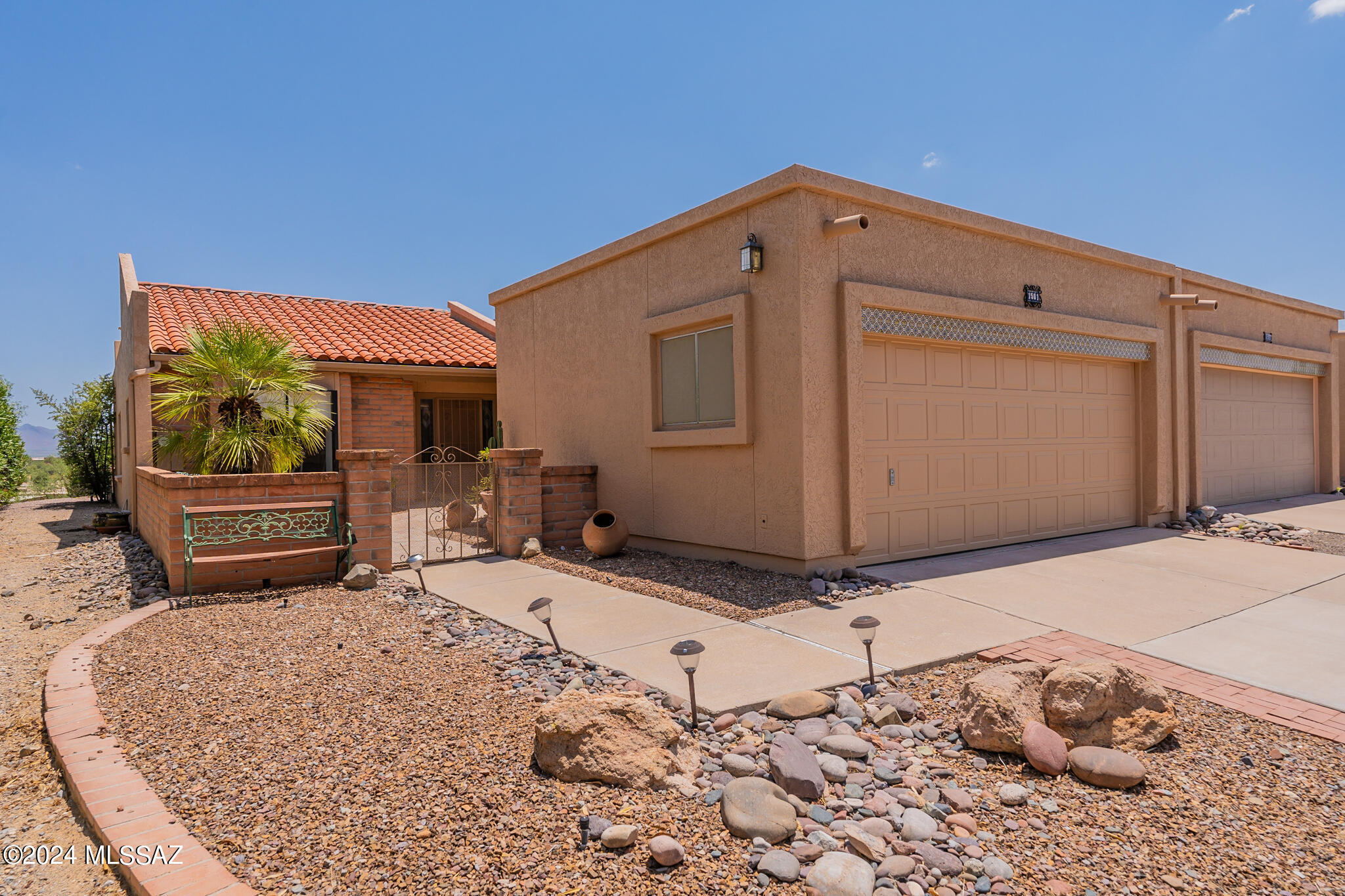 Property Photo: 1501 W Placita Helada AZ 85622