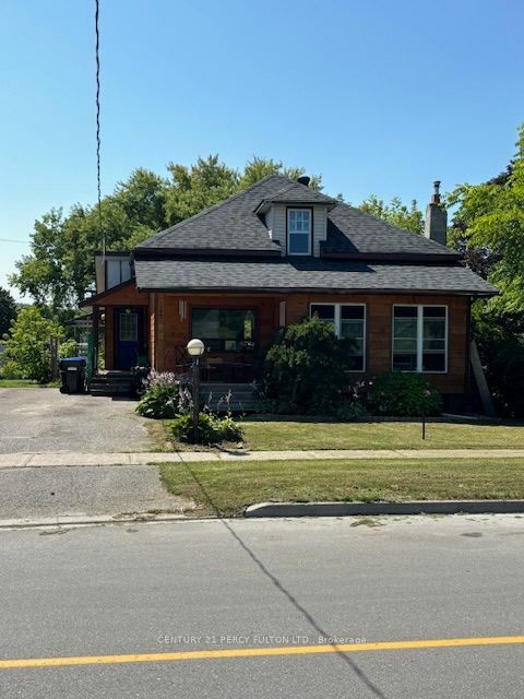 68 Fox St  Penetanguishene ON L9M 1C6 photo