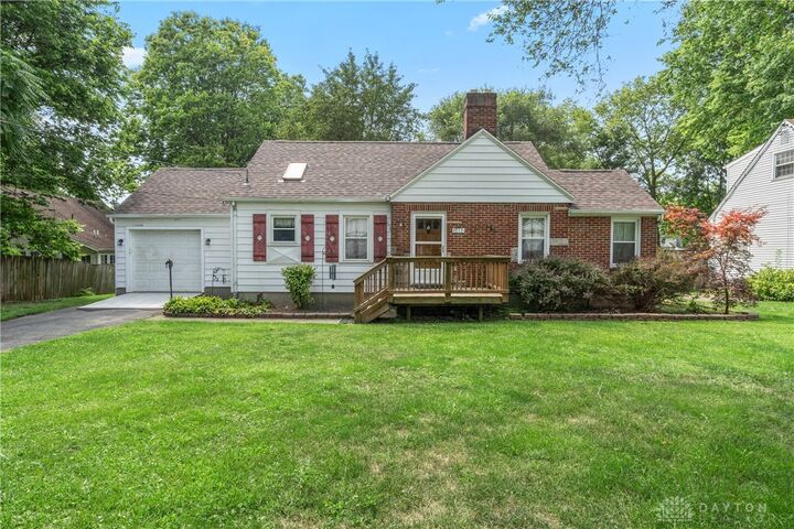 1513 W Lynn Drive  Beavercreek OH 45432 photo