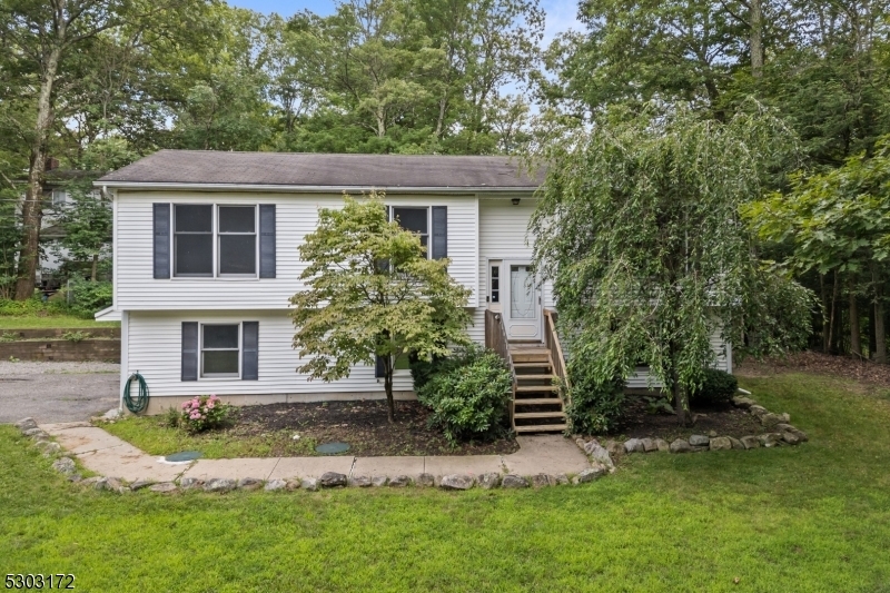 Property Photo:  1 Taft Rd  NJ 07421 