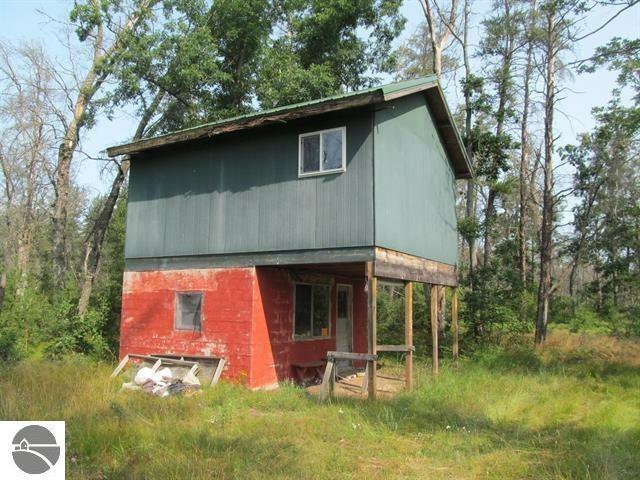 Property Photo:  11168 W 52 Road  MI 49689 