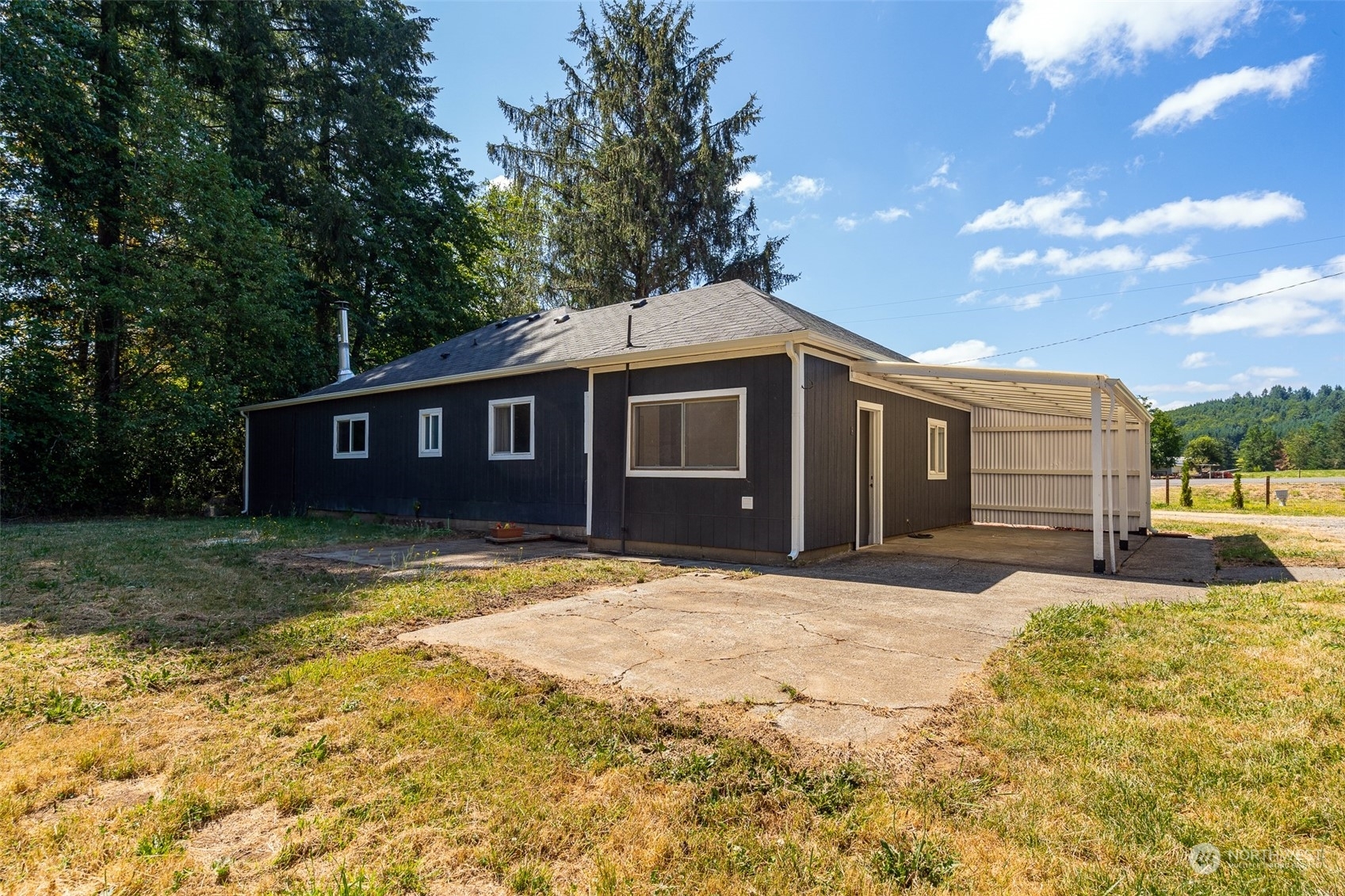 Property Photo:  2953 US Highway 12  WA 98585 