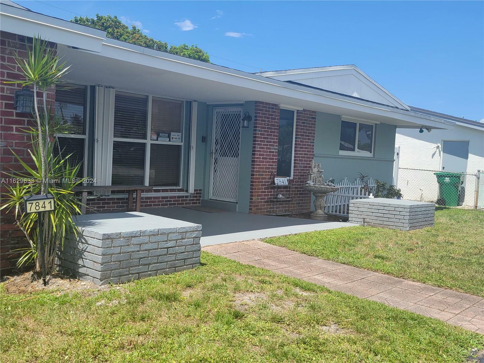 Property Photo:  7841 Tropicana St  FL 33023 