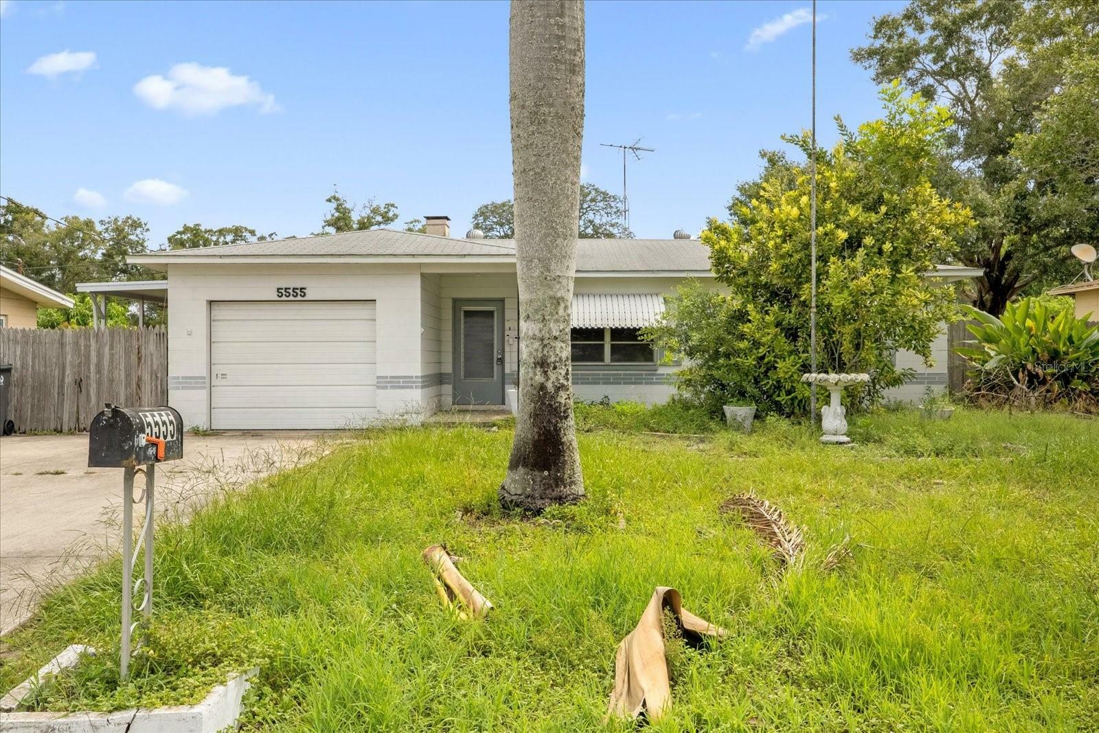 Property Photo:  5555 Lown Street N  FL 33714 