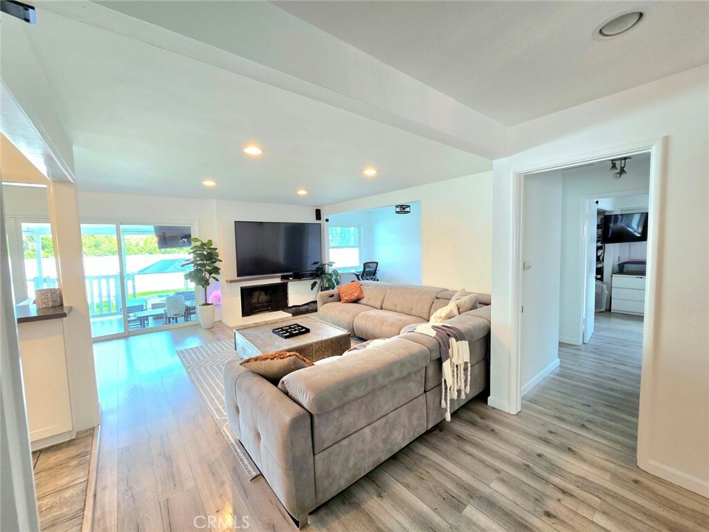 Property Photo:  22449 Welby Way  CA 91307 