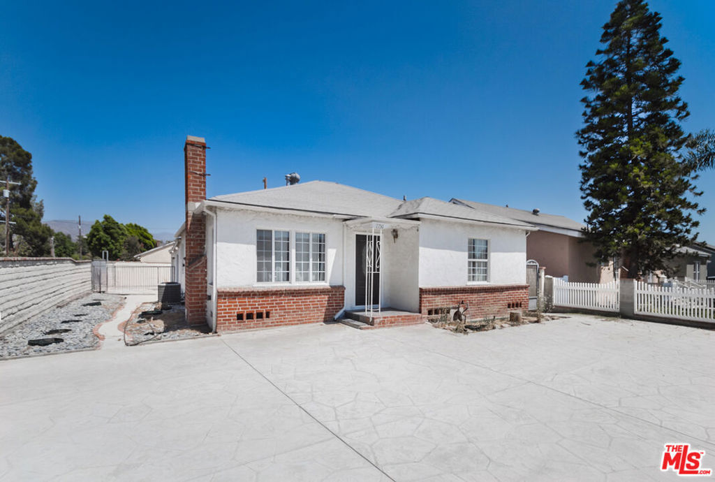 Property Photo:  7756 Fair Avenue  CA 91352 