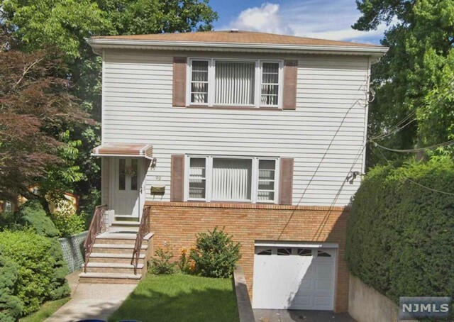 Property Photo:  99 Elm Street 1  NJ 07031 