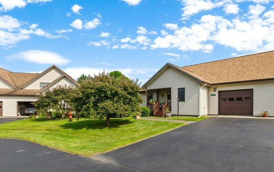 Property Photo:  73 Jersey Court  VT 05661 