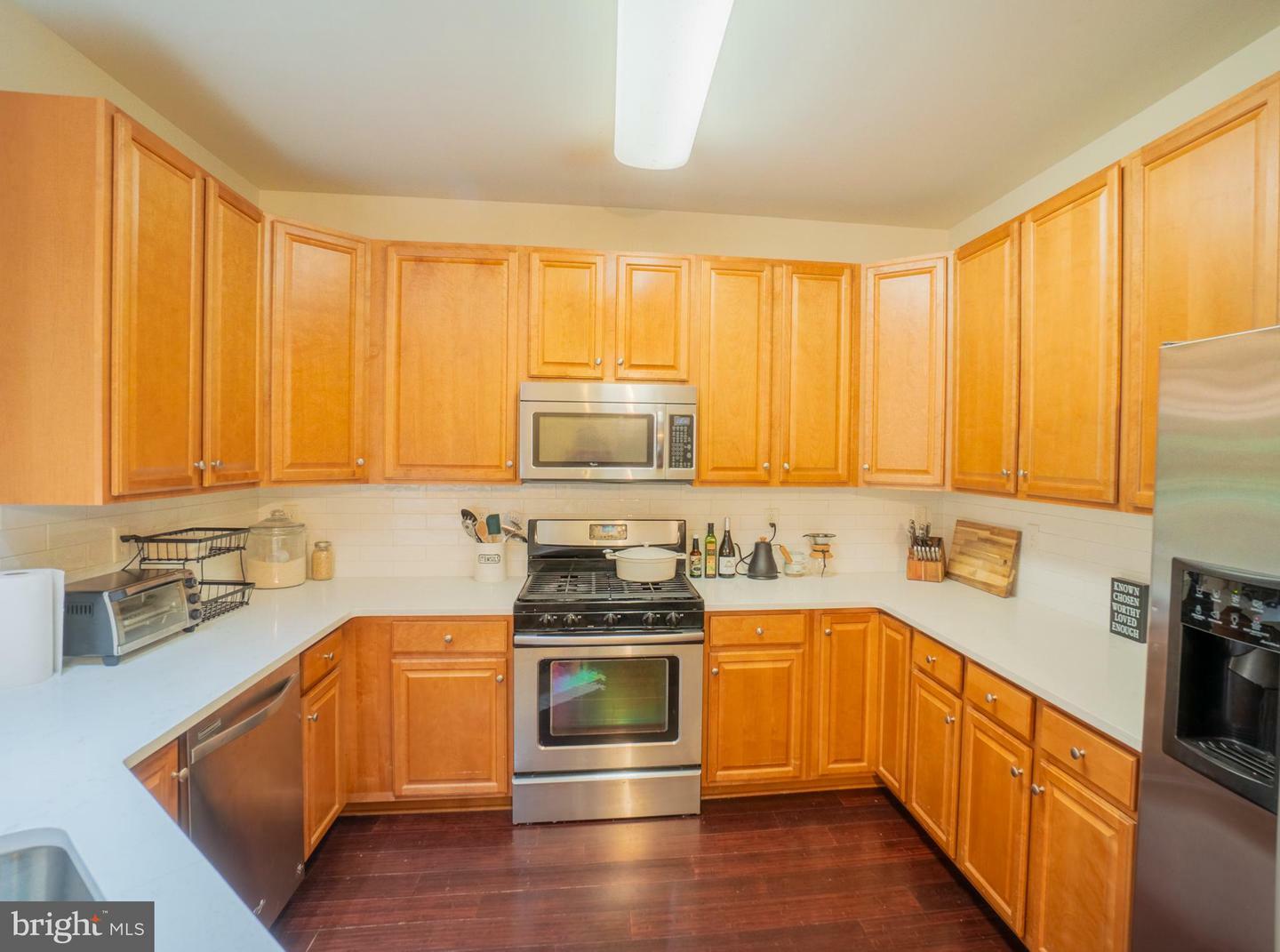 Property Photo:  1014 Timberlake Drive  NJ 08618 