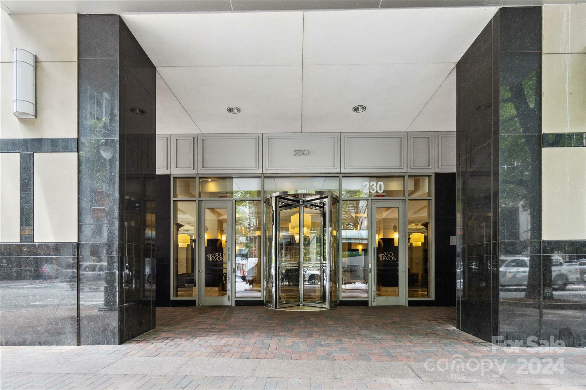 Property Photo:  230 S Tryon Street 704  NC 28202 