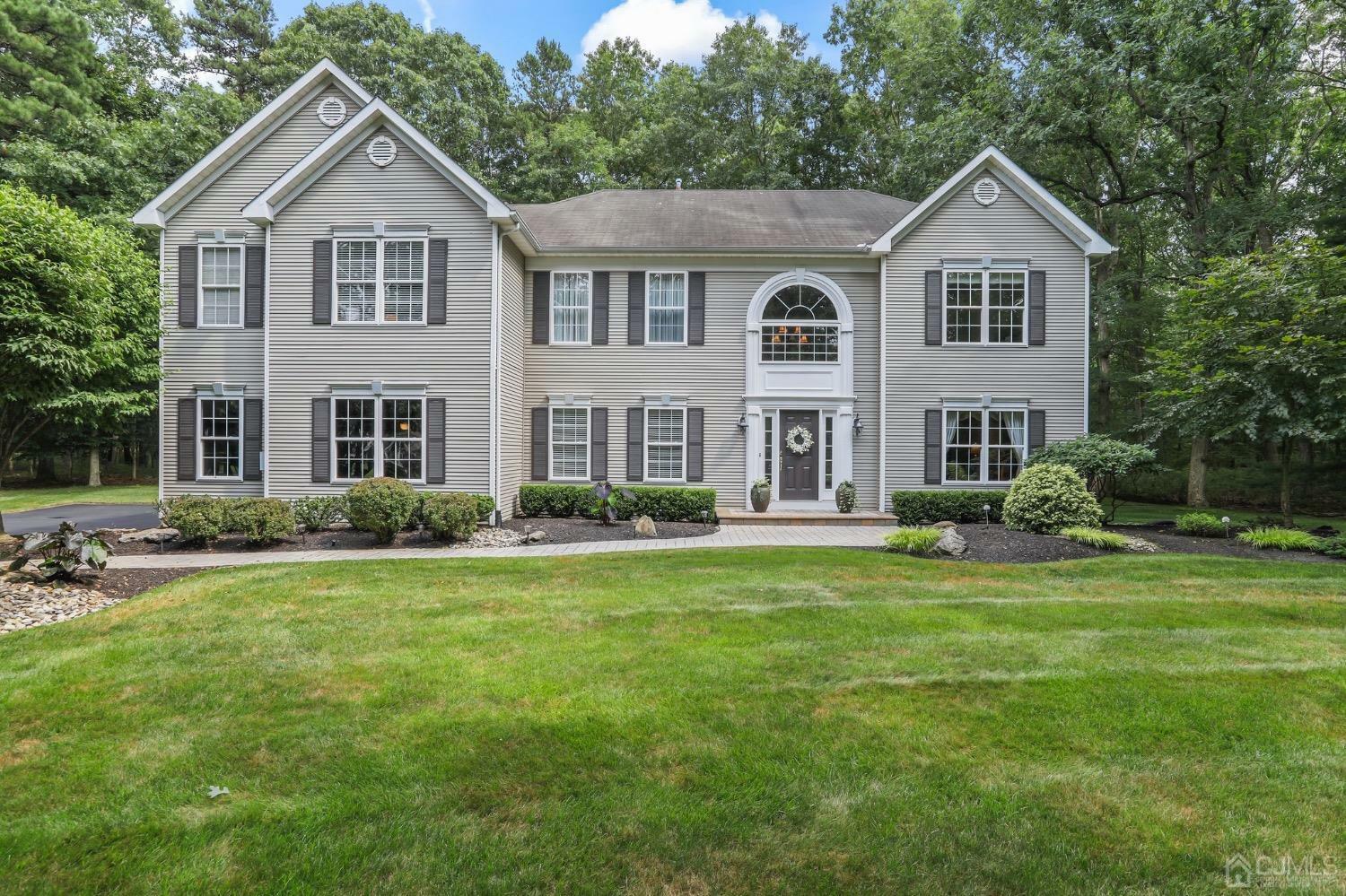 Property Photo:  8 Iroquois Court  NJ 07722 