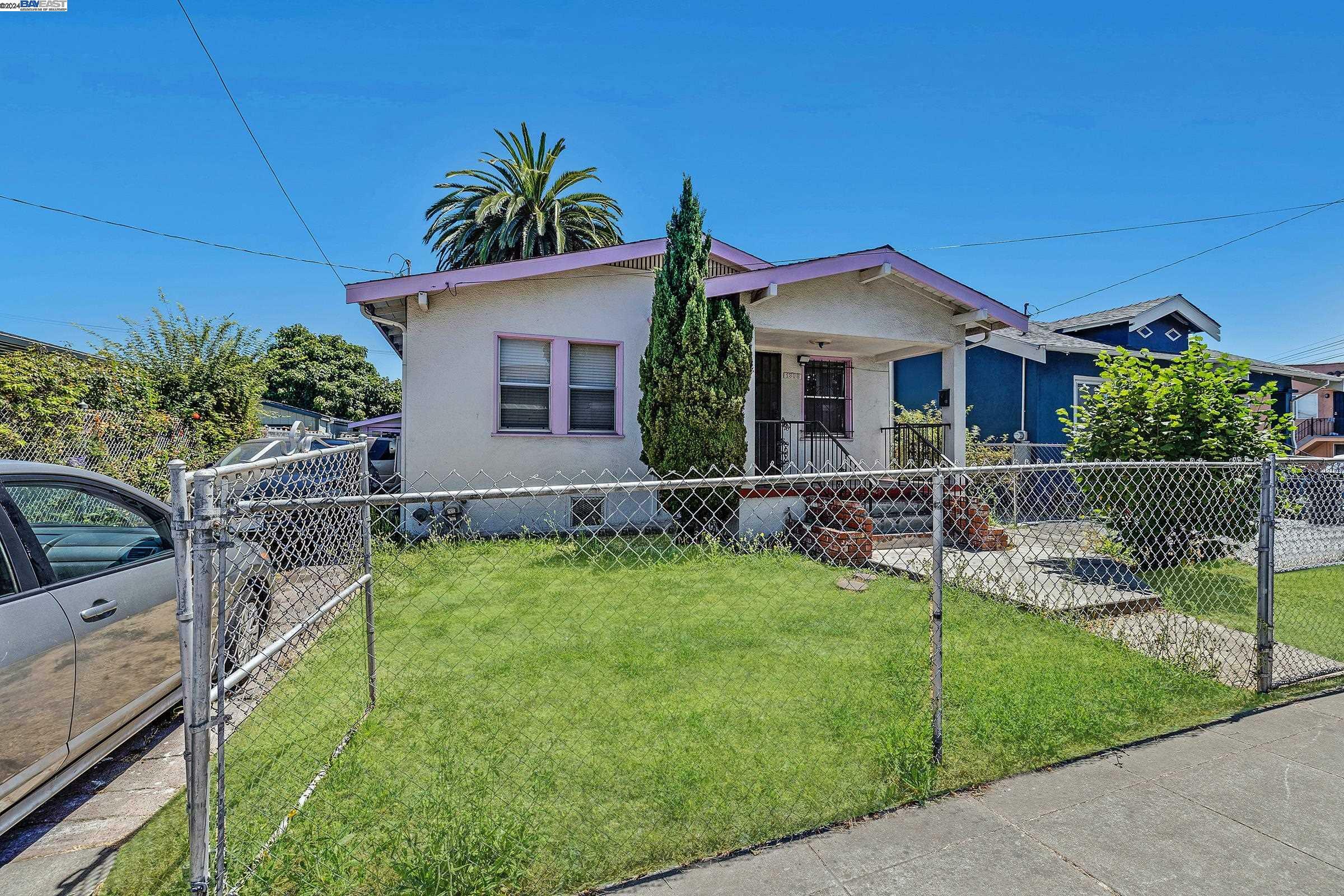 Property Photo:  1308 58th Ave  CA 94621 