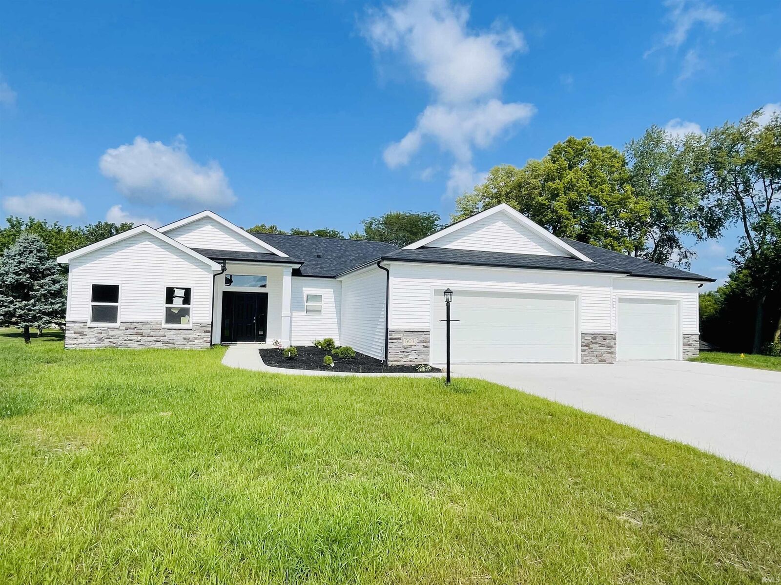 Property Photo:  803 S Willow Cove  IN 46787 