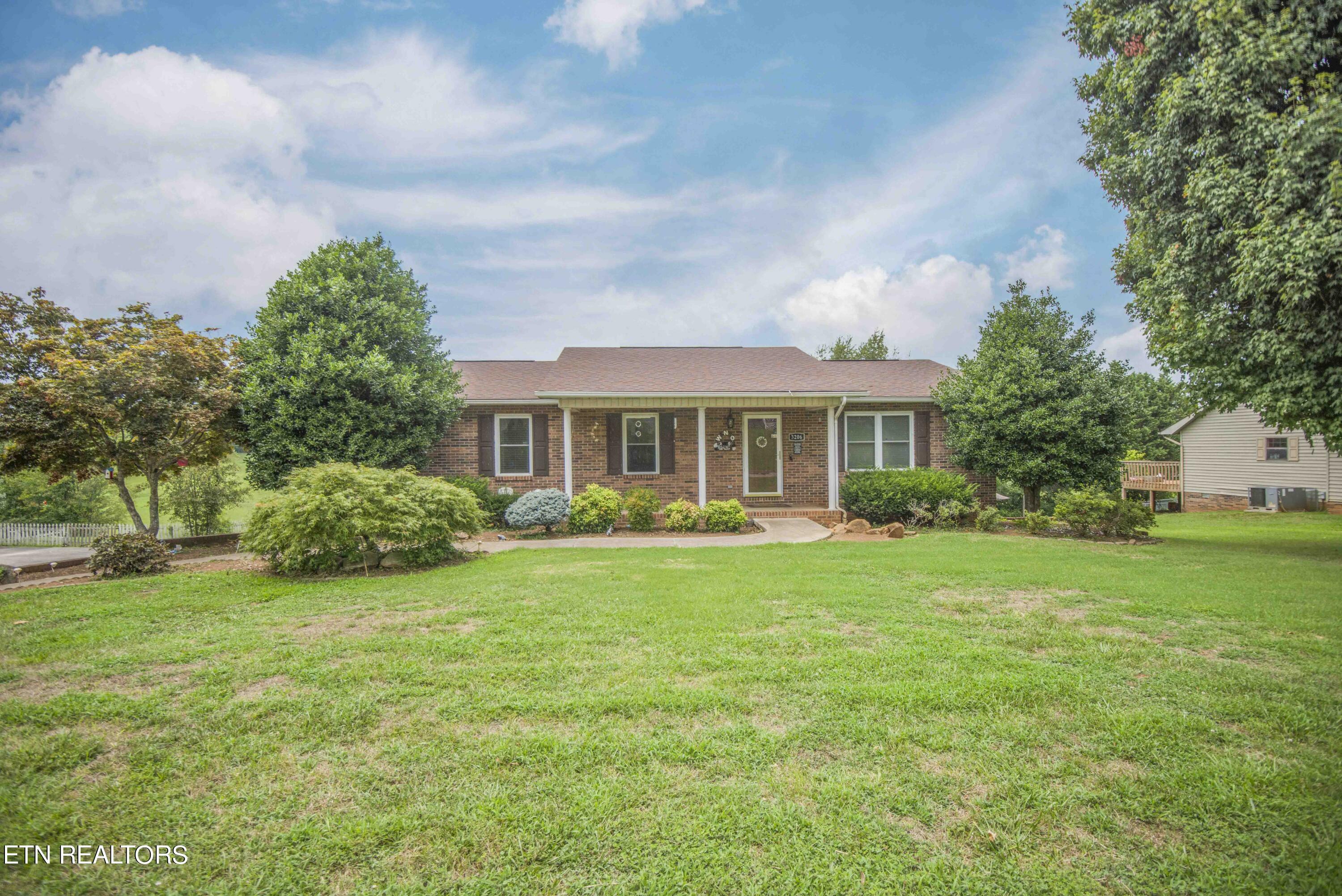 3206 Heather Glenn Drive  Maryville TN 37801 photo