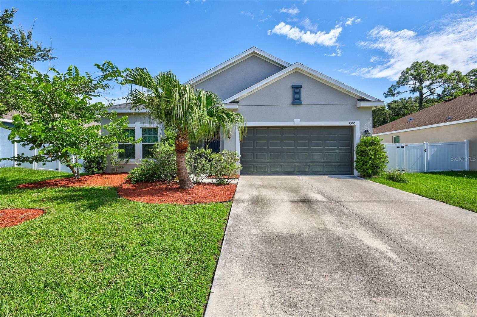 Property Photo:  7506 Mill Hopper Court  FL 34221 