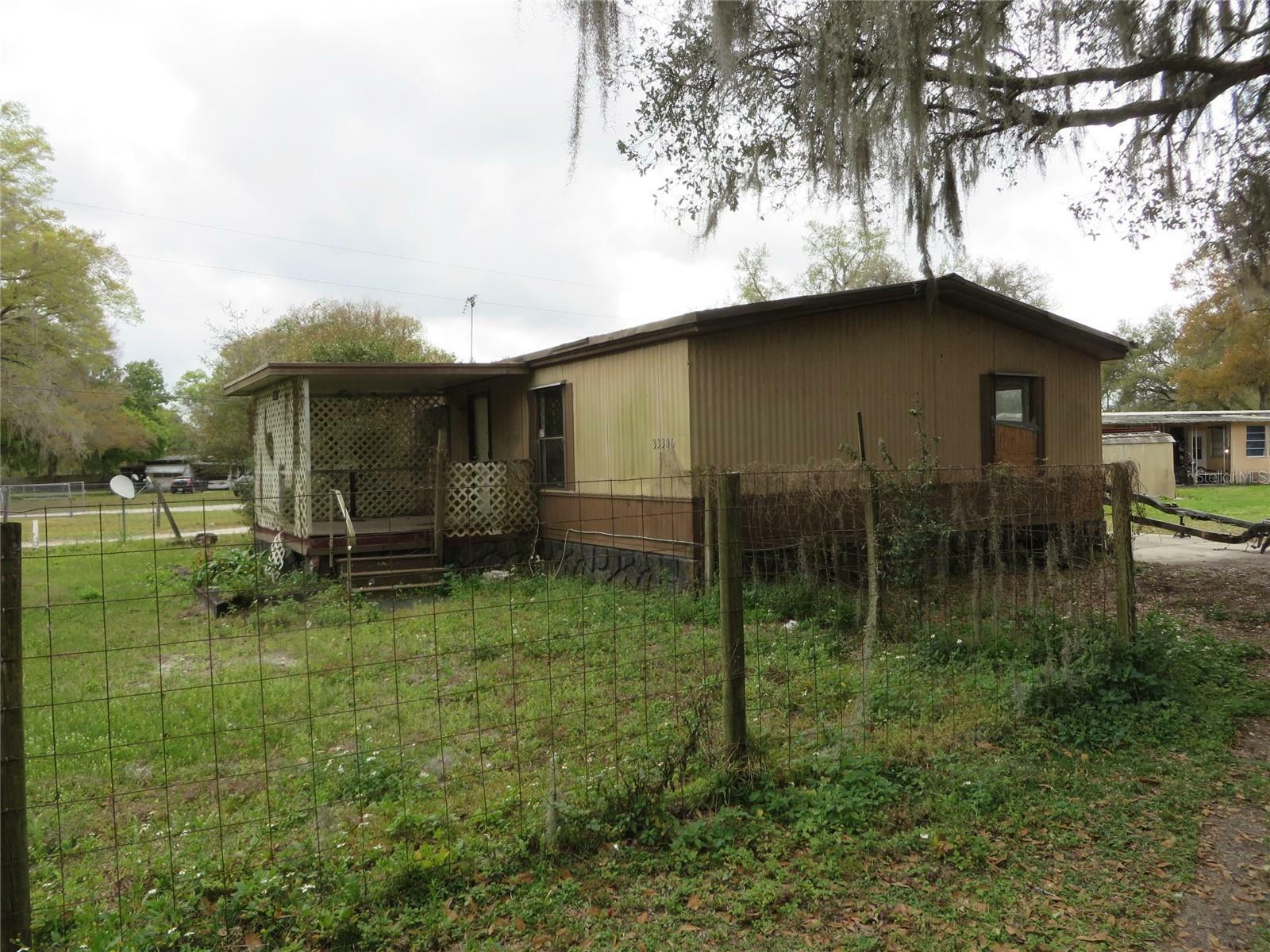 Property Photo:  33306 Arthur Drive  FL 33543 