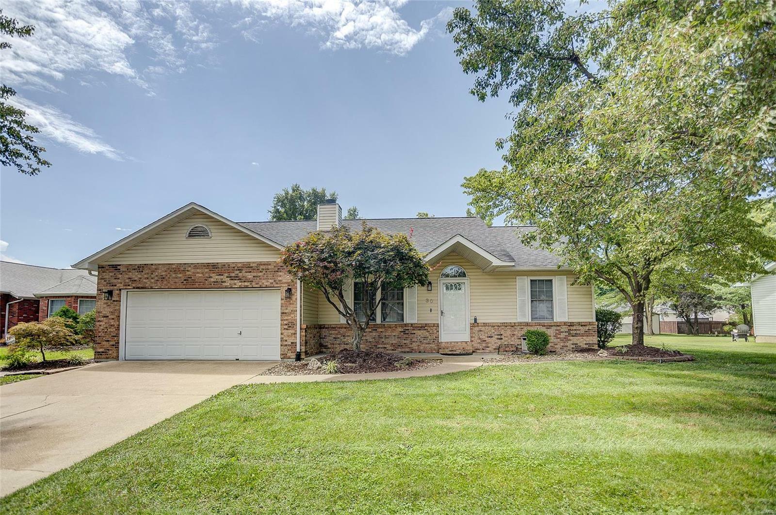 Property Photo:  30 Katie Lynn Court  IL 62034 