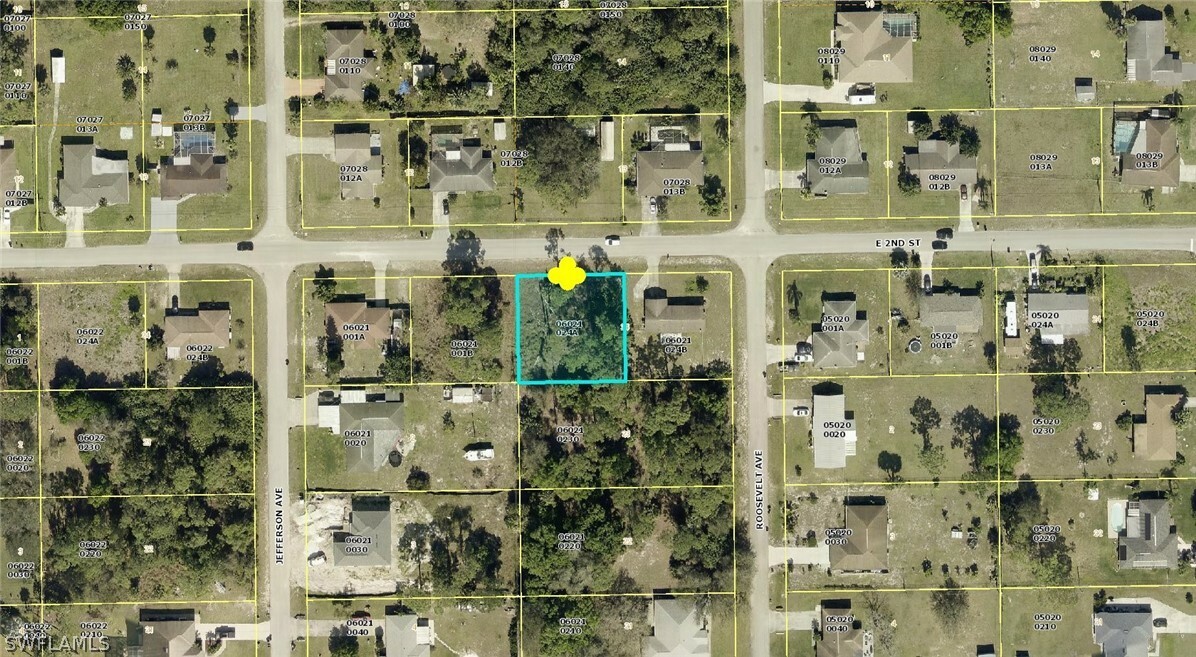 Property Photo:  2604 E 2nd Street  FL 33936 