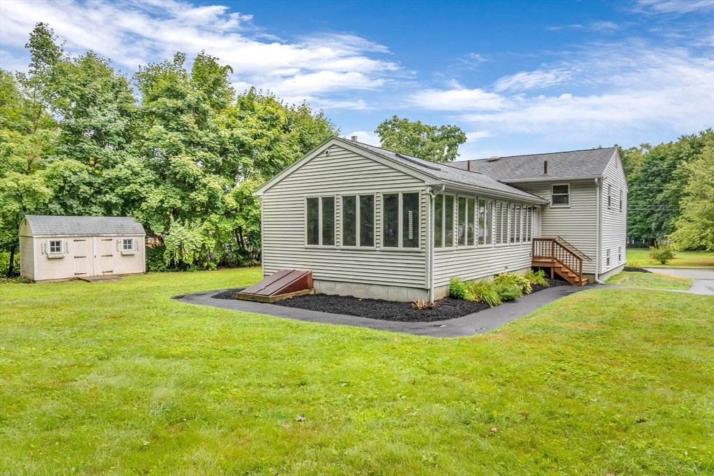 Property Photo:  15 Huron Drive  MA 01749 