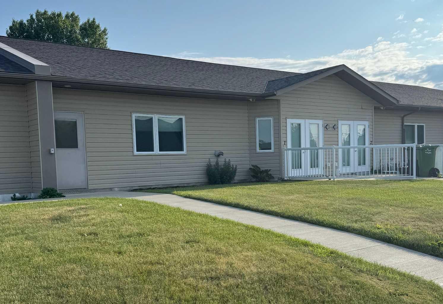 Property Photo: 5414 51 Street 1 AB T0C 2J0