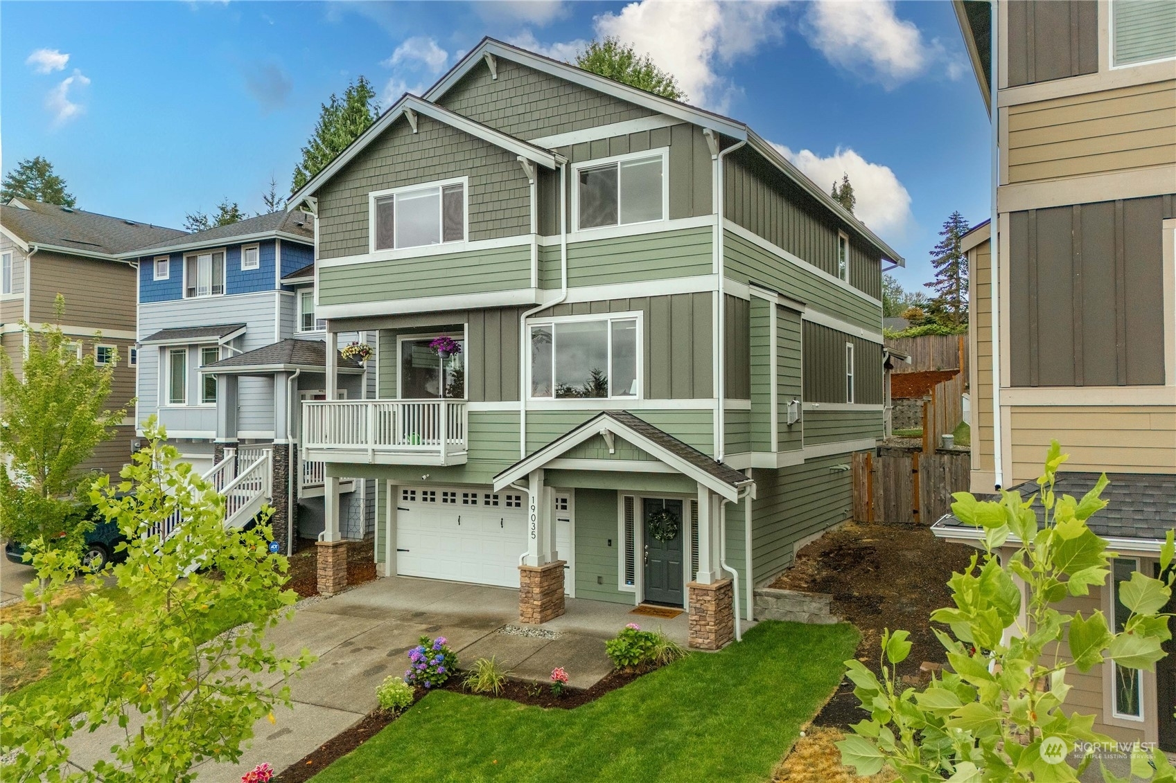 Property Photo:  19035 123rd Court SE  WA 98058 