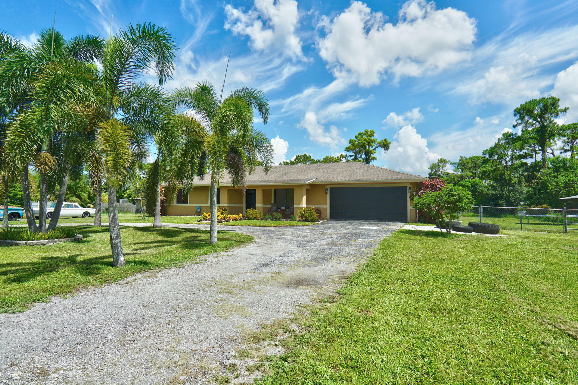 Property Photo:  16113 E Cheltenham Drive  FL 33470 