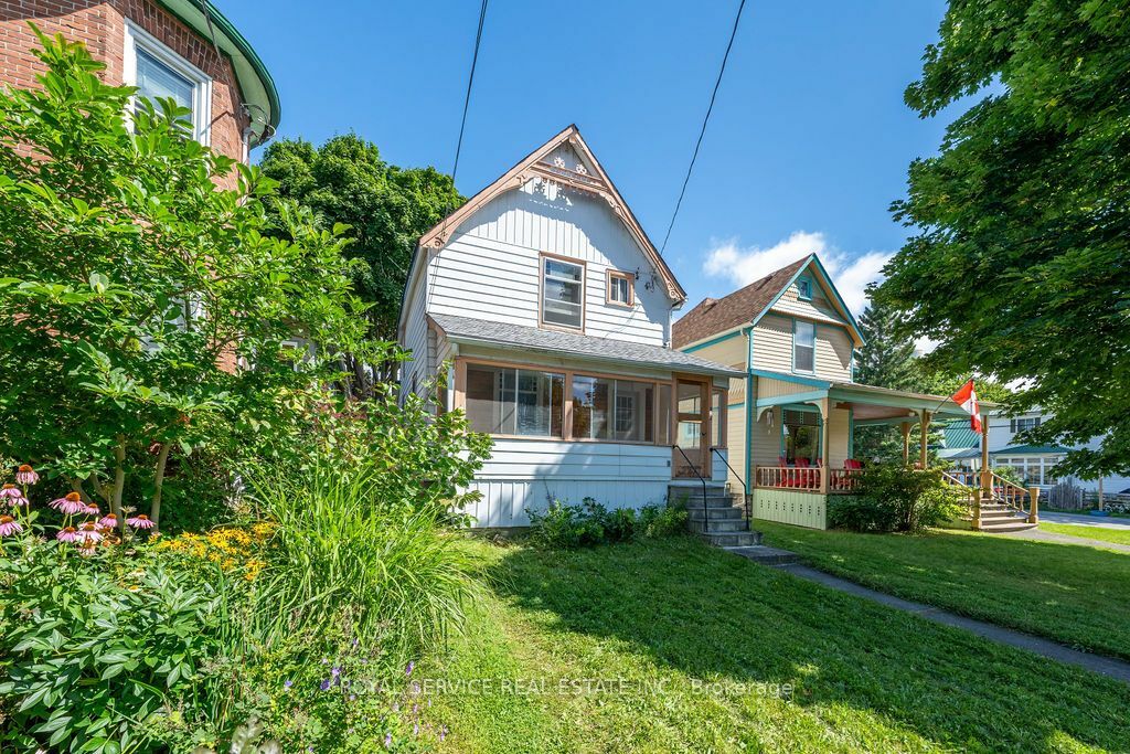 Property Photo:  226 Wellington Main St  ON K0K 1G0 