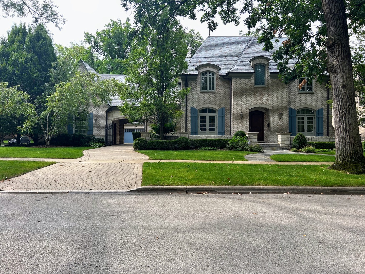 Property Photo:  1827 Prairie Avenue  IL 60068 