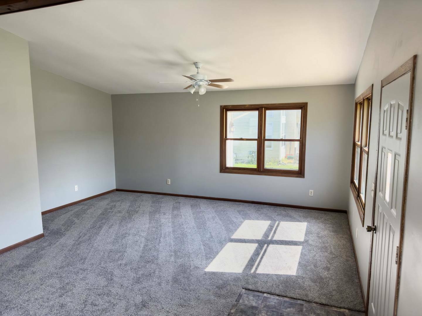 Property Photo:  107 Elm Avenue  IL 60964 