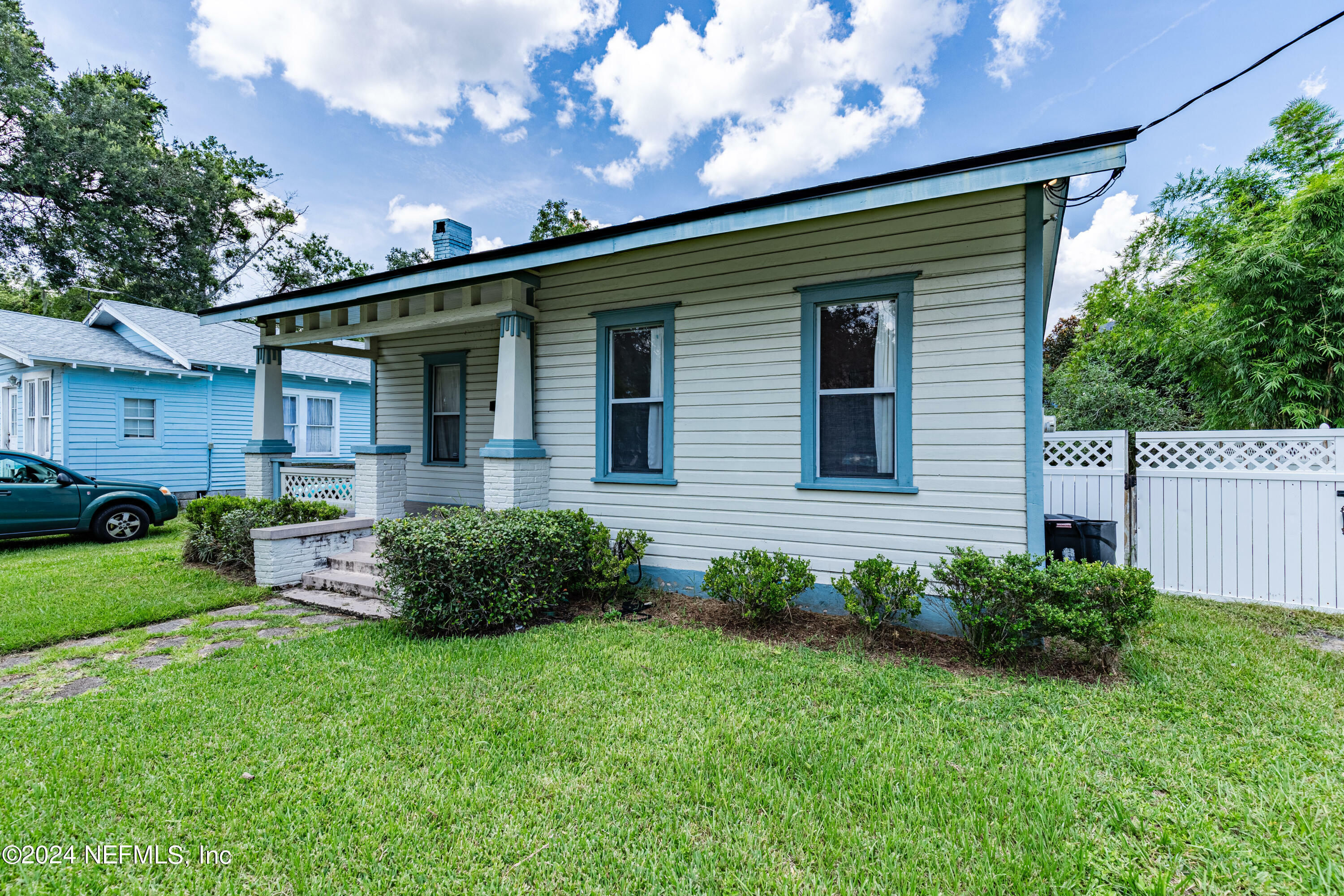 Property Photo:  1319 Sydney Place  FL 32205 