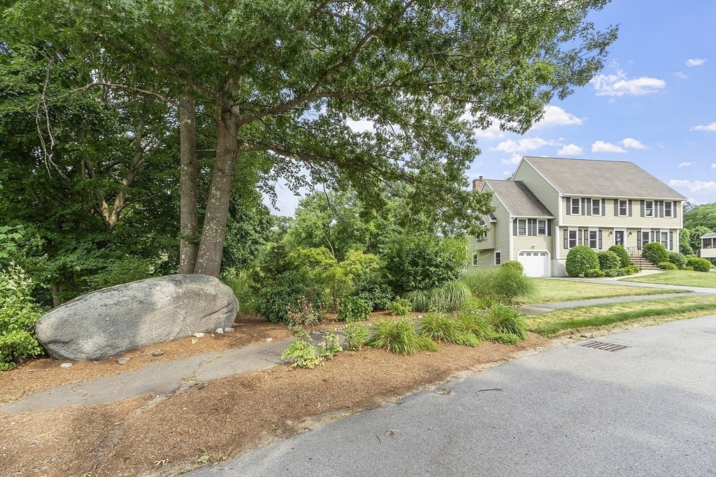 Property Photo:  21 Carter Drive  MA 01824 