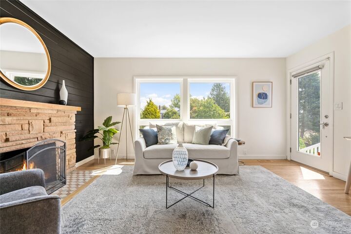 Property Photo:  4141 40th Avenue SW  WA 98116