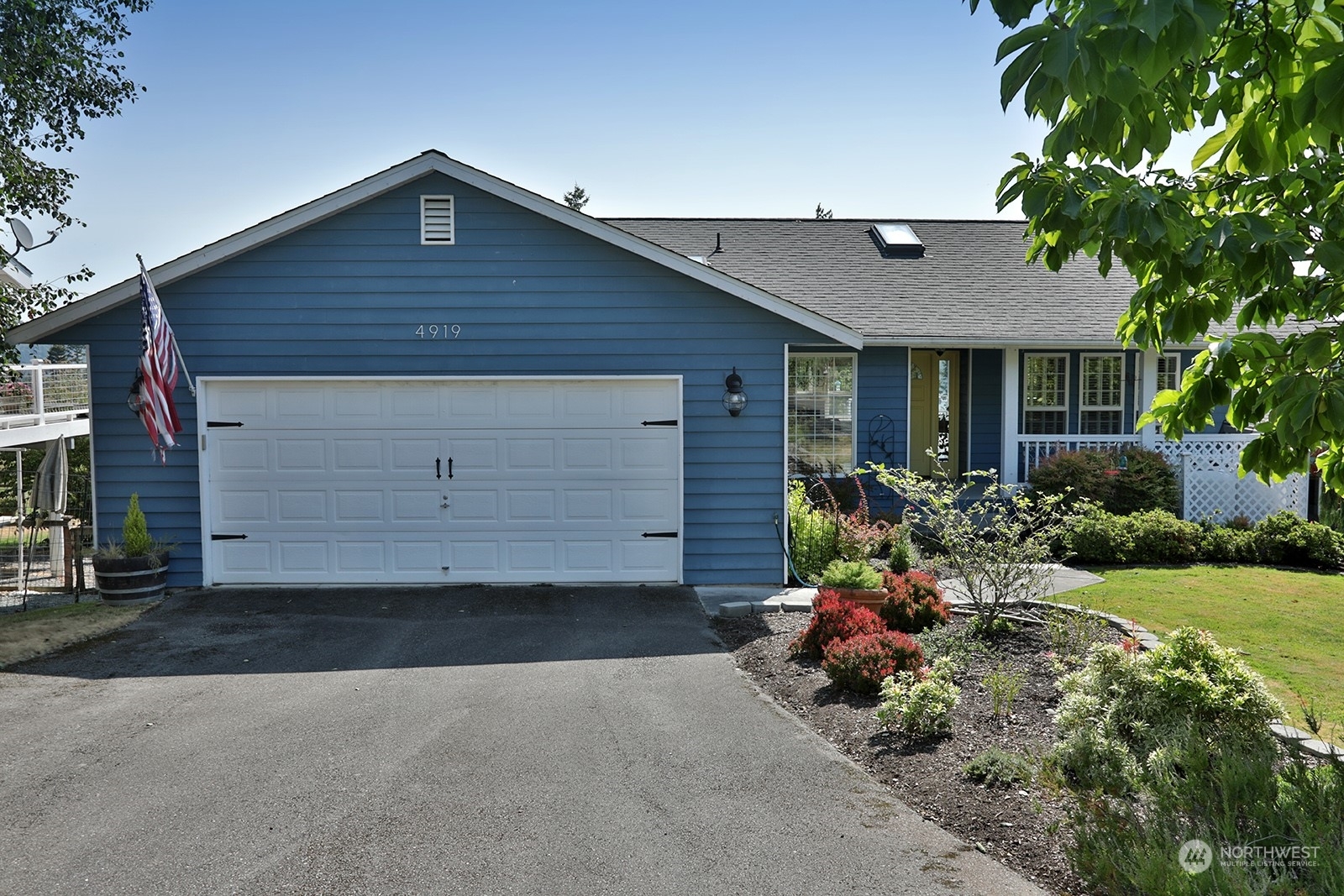 Property Photo: 4919 Harbor Hills Drive WA 98249