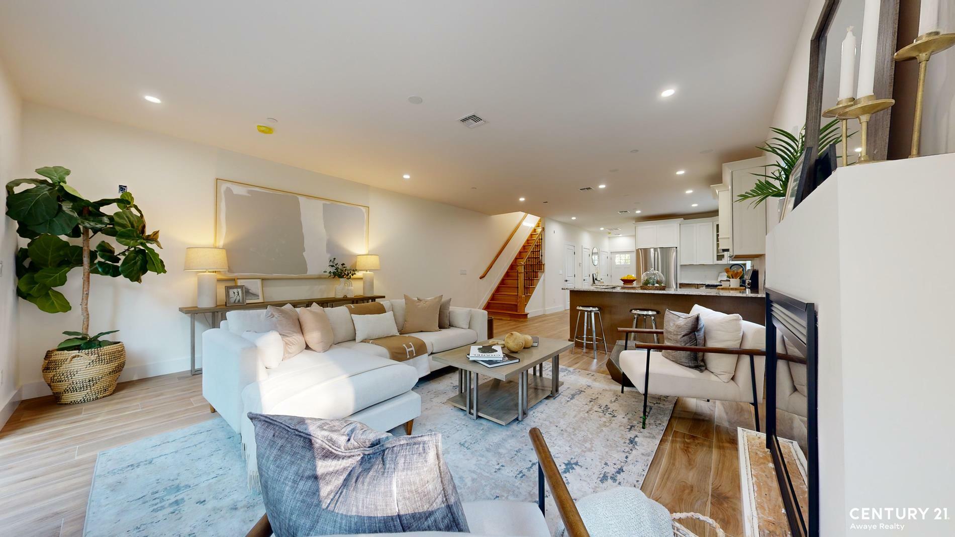 Property Photo: 36 Harris Lane NY 10309