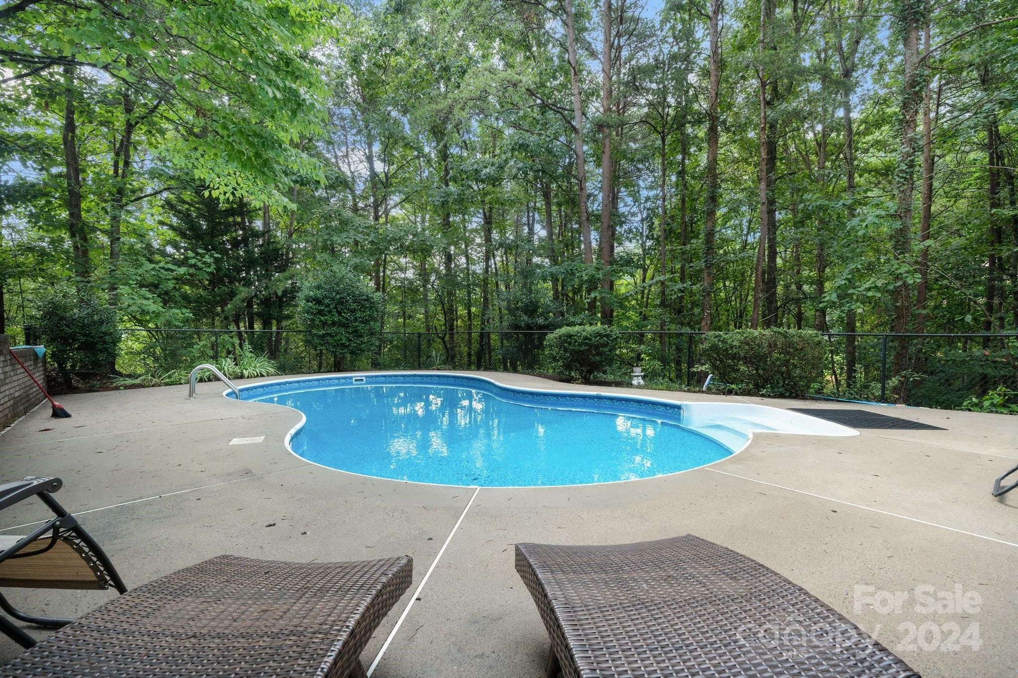 Property Photo:  1333 Shadowfax Wynd Road  NC 28602 