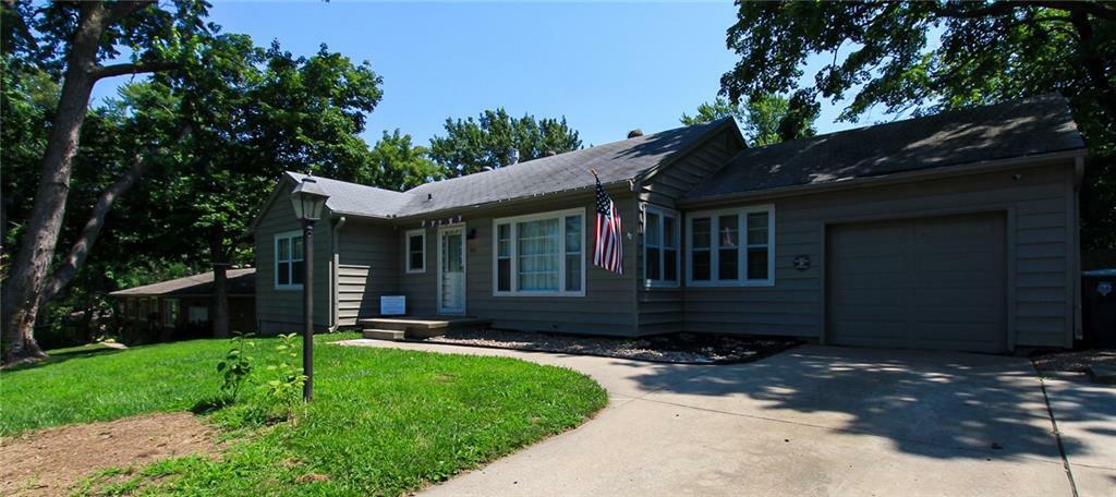 Property Photo:  911 NE 83rd Street  MO 64118 